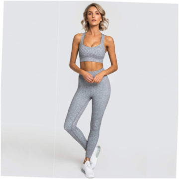 Seamless Solid Color Yoga Outfit for Women – Sports Bra & Leggings Set for Gym & Fitness